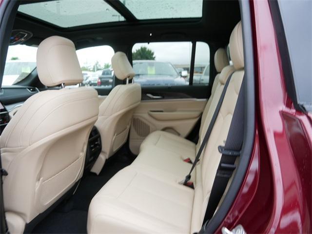 new 2025 Jeep Grand Cherokee car, priced at $47,566