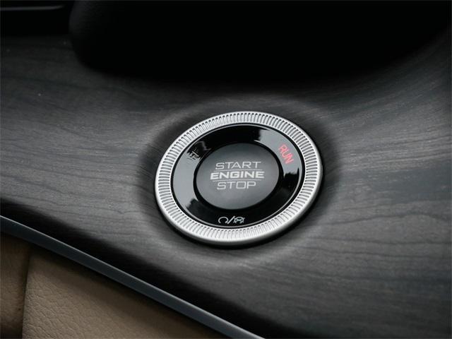 new 2025 Jeep Grand Cherokee car, priced at $47,566