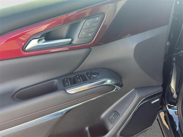 new 2026 Chevrolet Traverse car, priced at $58,720