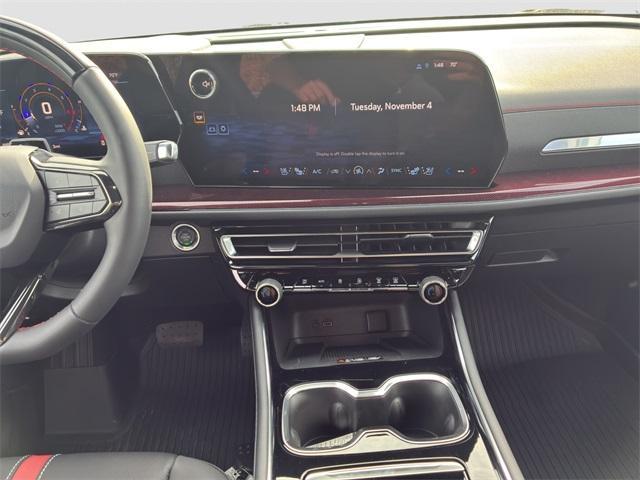 new 2026 Chevrolet Traverse car, priced at $59,715