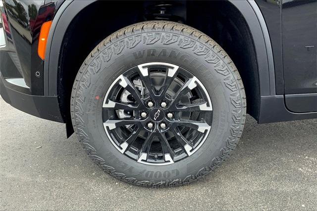 new 2025 Chevrolet Traverse car, priced at $54,854