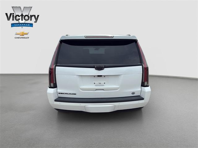 used 2019 Cadillac Escalade ESV car, priced at $35,700
