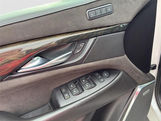 used 2019 Cadillac Escalade ESV car, priced at $35,700