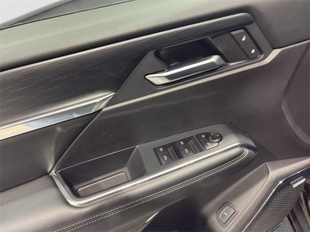 used 2025 GMC Acadia car, priced at $33,900