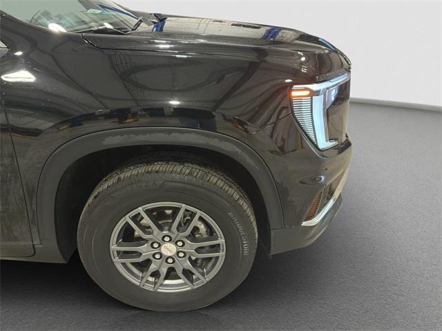 used 2025 GMC Acadia car, priced at $33,900