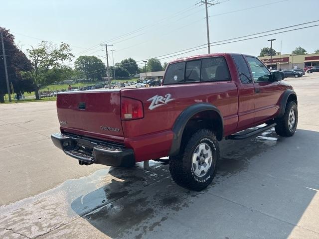 used 2002 Chevrolet S-10 car, priced at $9,998