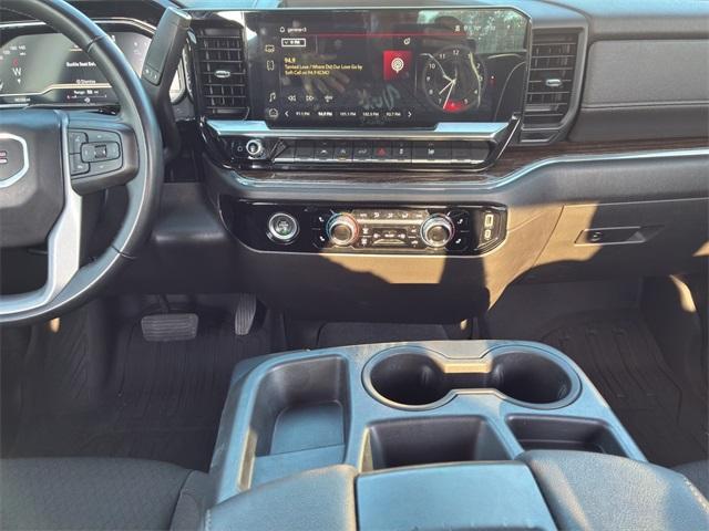 used 2023 GMC Sierra 1500 car, priced at $31,000