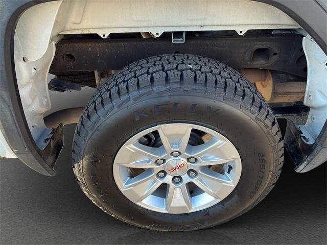 used 2023 GMC Sierra 1500 car, priced at $31,000