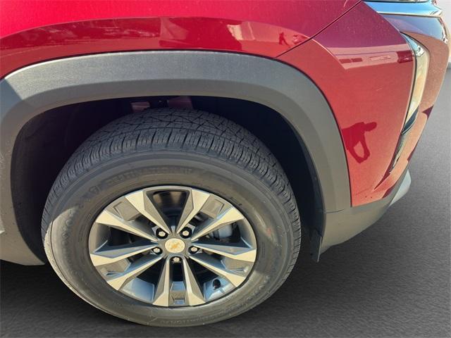 new 2026 Chevrolet Equinox car, priced at $30,185