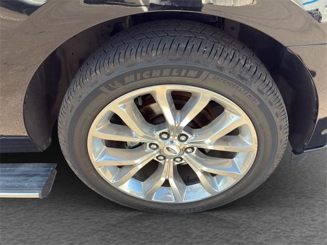 used 2018 Ford Expedition car, priced at $22,900