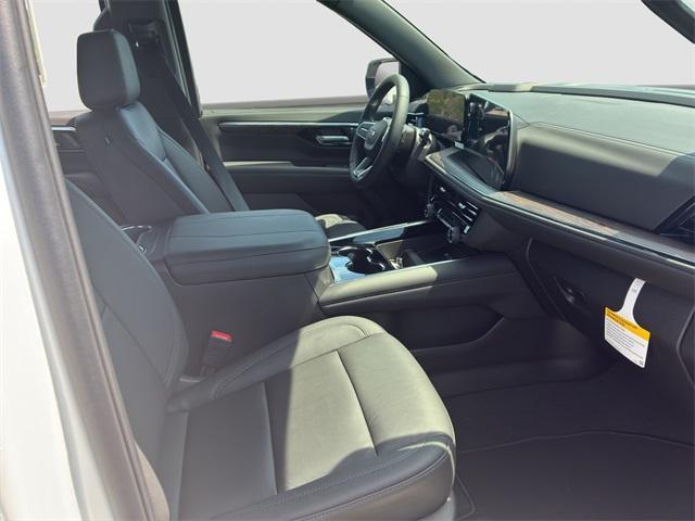 new 2025 Chevrolet Suburban car, priced at $75,320