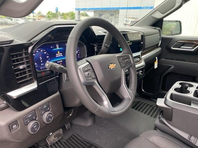 new 2025 Chevrolet Silverado 1500 car, priced at $44,645