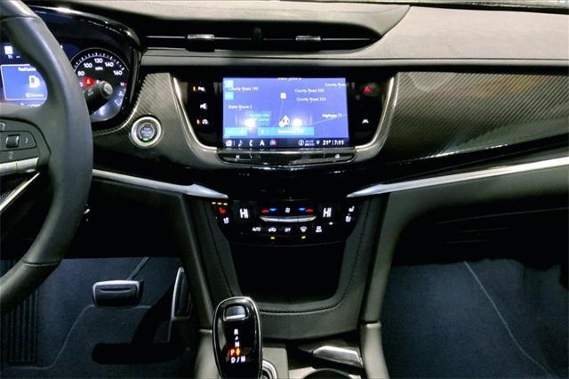 used 2024 Cadillac XT6 car, priced at $43,000