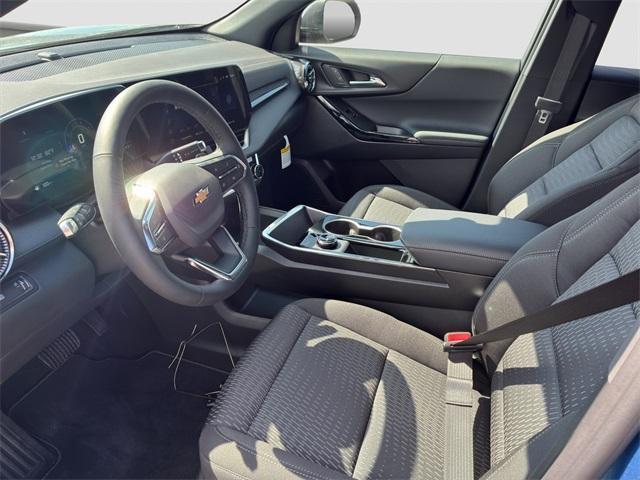 new 2026 Chevrolet Equinox car, priced at $28,000