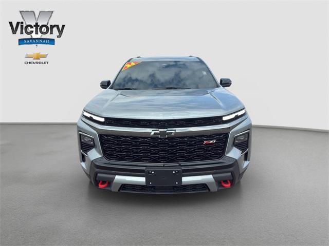 used 2024 Chevrolet Traverse car, priced at $46,500