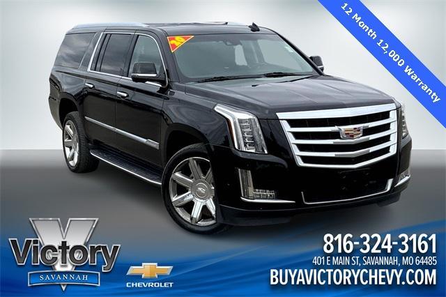 used 2020 Cadillac Escalade ESV car, priced at $25,499