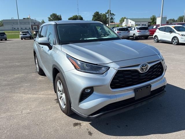 used 2021 Toyota Highlander car, priced at $24,000