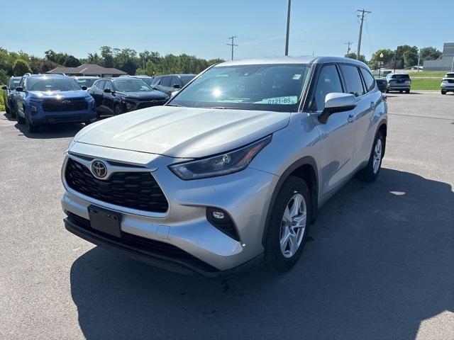 used 2021 Toyota Highlander car, priced at $24,000