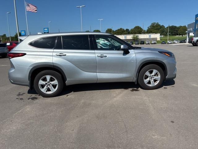 used 2021 Toyota Highlander car, priced at $24,000