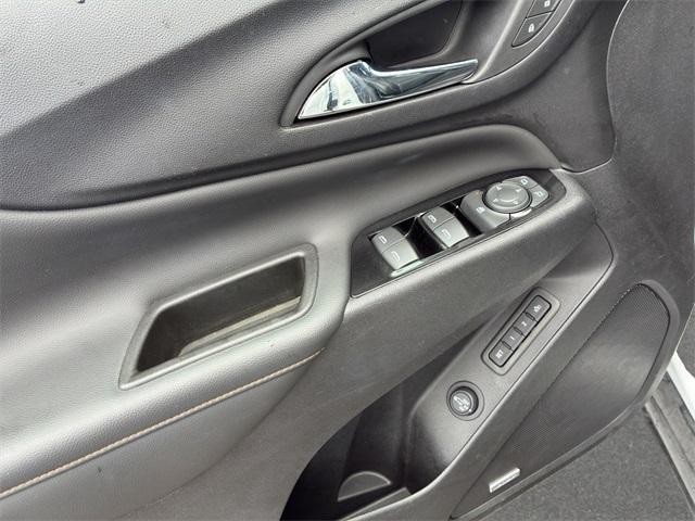 used 2022 Chevrolet Equinox car, priced at $21,500