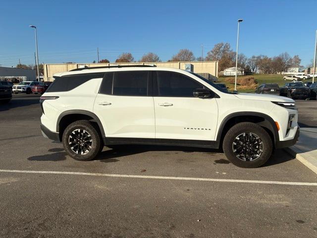 used 2024 Chevrolet Traverse car, priced at $41,372