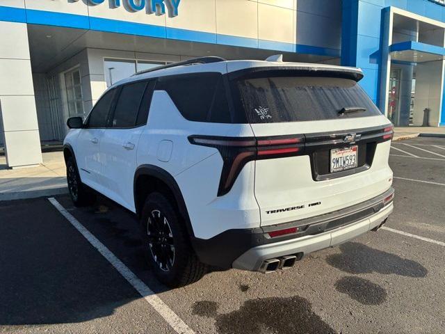 used 2024 Chevrolet Traverse car, priced at $41,372