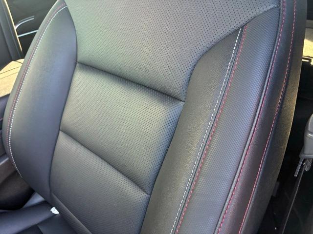 used 2024 Chevrolet Traverse car, priced at $41,372