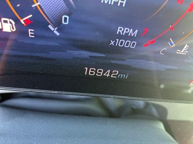 used 2024 Chevrolet Traverse car, priced at $41,372