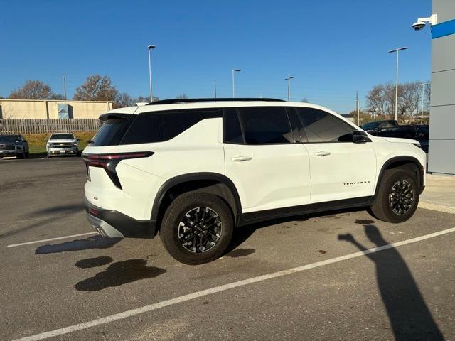 used 2024 Chevrolet Traverse car, priced at $41,372