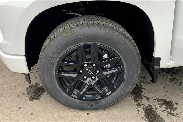 new 2025 Chevrolet Silverado 1500 car, priced at $40,745