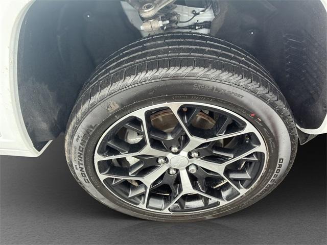 used 2024 Jeep Grand Cherokee car, priced at $51,900