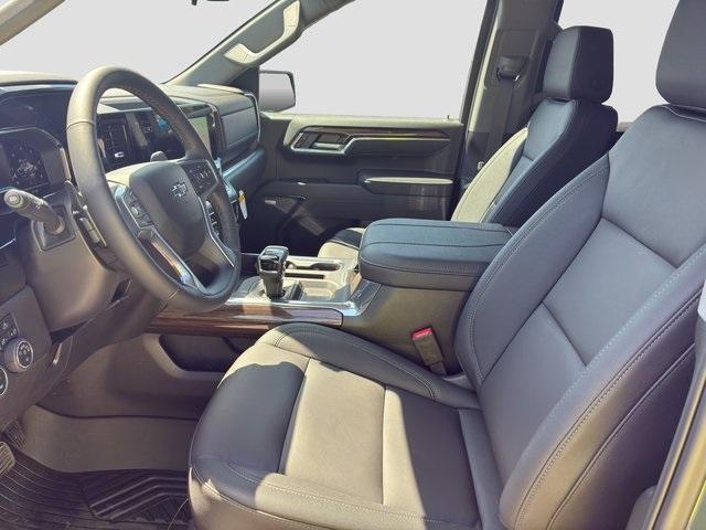 new 2025 Chevrolet Silverado 1500 car, priced at $60,305