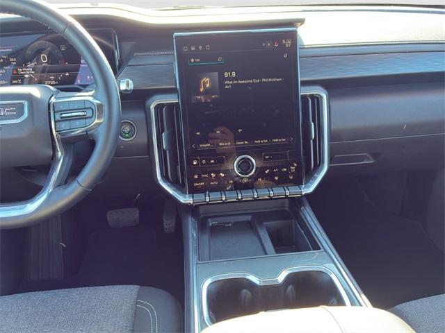 used 2025 GMC Acadia car, priced at $34,200