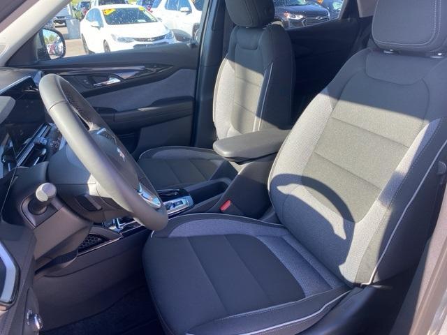 new 2025 Chevrolet TrailBlazer car, priced at $28,475
