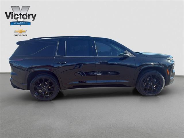 used 2024 Chevrolet Traverse car, priced at $41,900