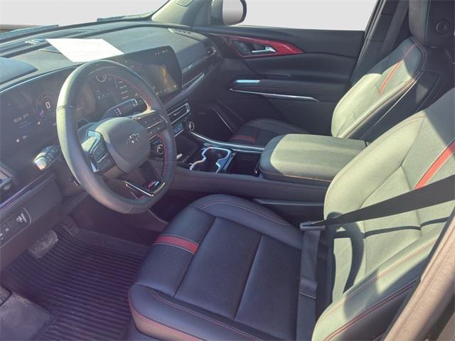 used 2024 Chevrolet Traverse car, priced at $41,900