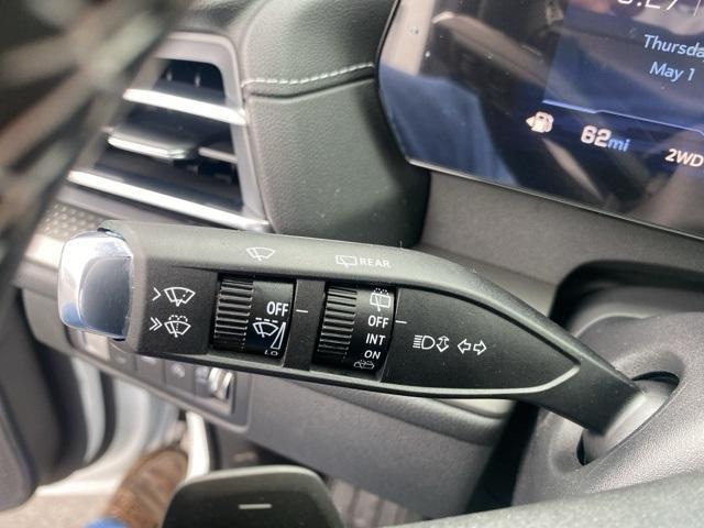 new 2025 Chevrolet Traverse car, priced at $45,695