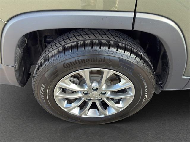 used 2021 Jeep Cherokee car, priced at $17,800