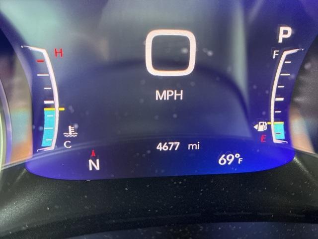 used 2025 Chrysler Pacifica car, priced at $34,500