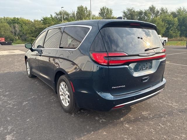 used 2025 Chrysler Pacifica car, priced at $34,500