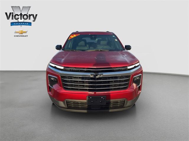 used 2024 Chevrolet Traverse car, priced at $36,800