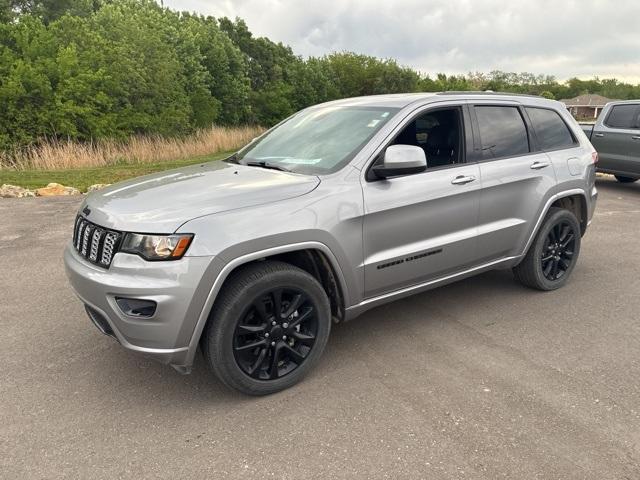 used 2020 Jeep Grand Cherokee car, priced at $26,000