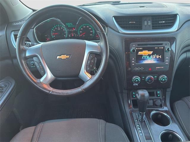 used 2015 Chevrolet Traverse car, priced at $7,000