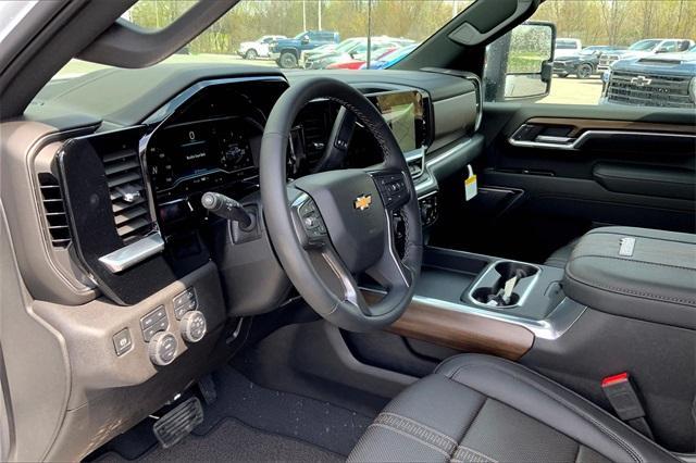 new 2025 Chevrolet Silverado 3500 car, priced at $78,550