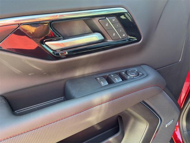 new 2025 Chevrolet Tahoe car, priced at $78,270