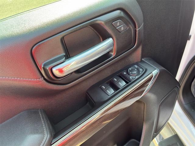used 2021 Chevrolet Silverado 2500 car, priced at $39,000