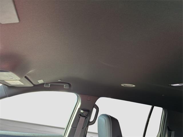 new 2026 Chevrolet Traverse car, priced at $41,695