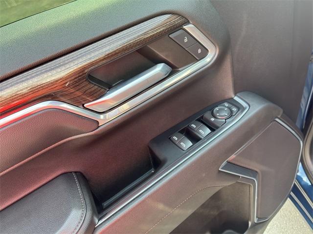 used 2022 Chevrolet Silverado 1500 car, priced at $40,715