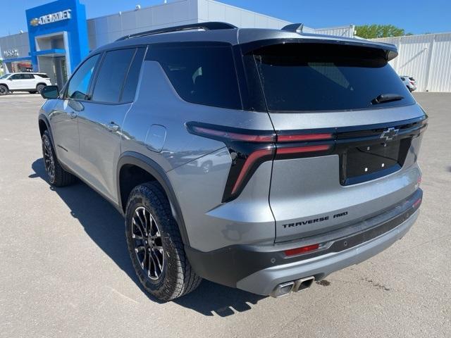 used 2024 Chevrolet Traverse car, priced at $46,900
