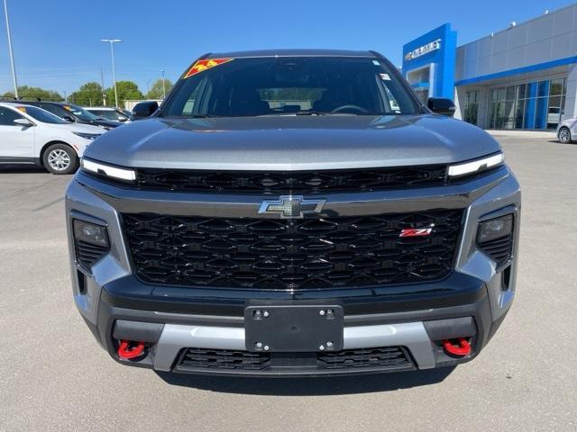 used 2024 Chevrolet Traverse car, priced at $46,900